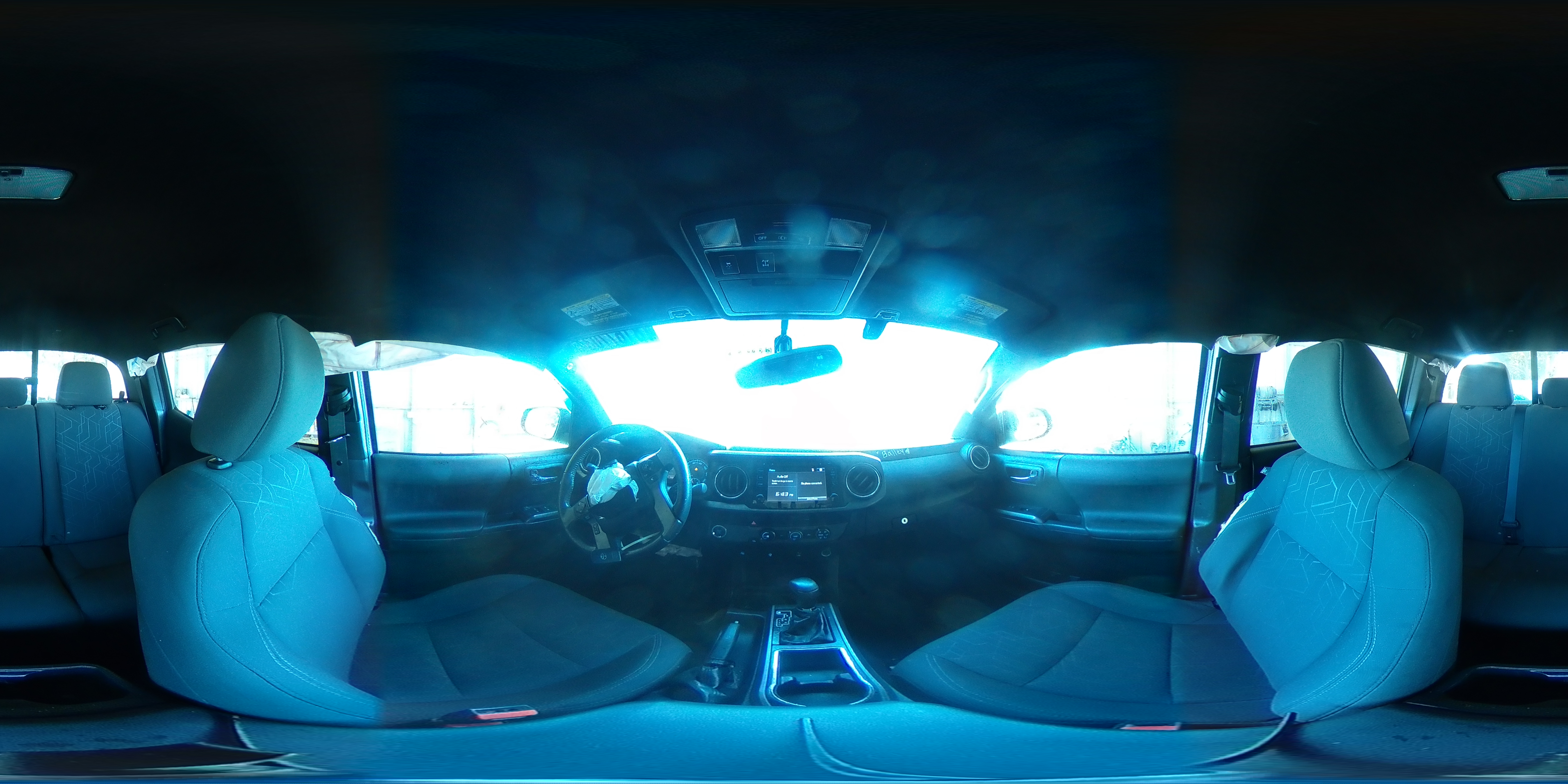 2016 Toyota Tacoma - Image 14