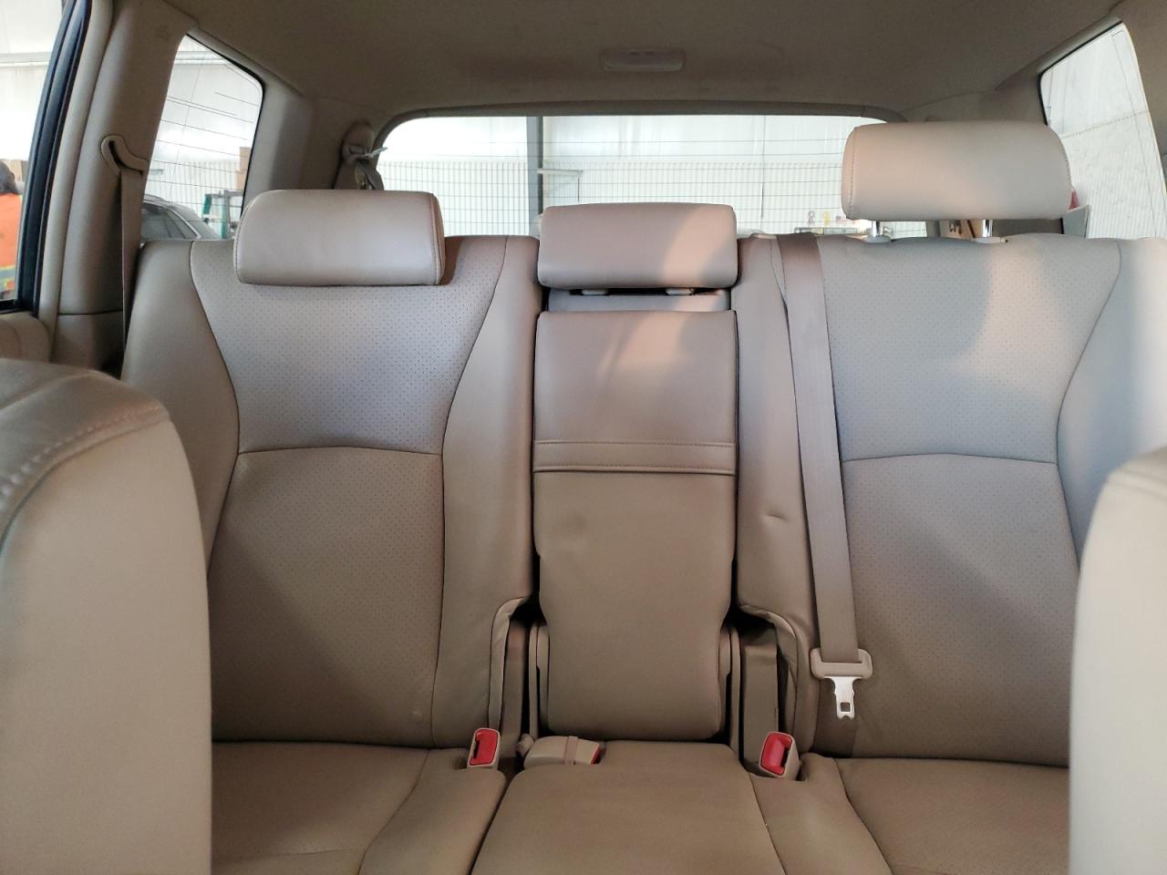 2007 Toyota Highlander - Image 10