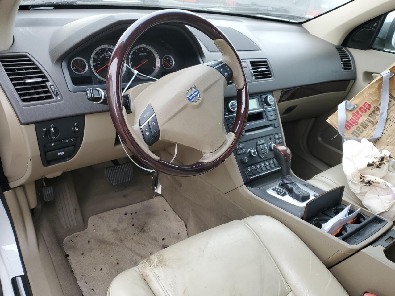 2013 Volvo XC90 - Image 8