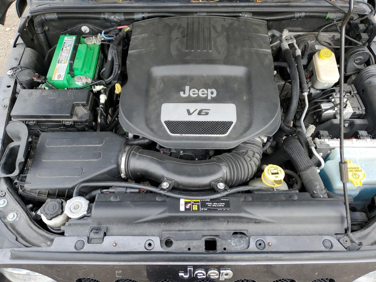 2017 Jeep Wrangler - Image 12