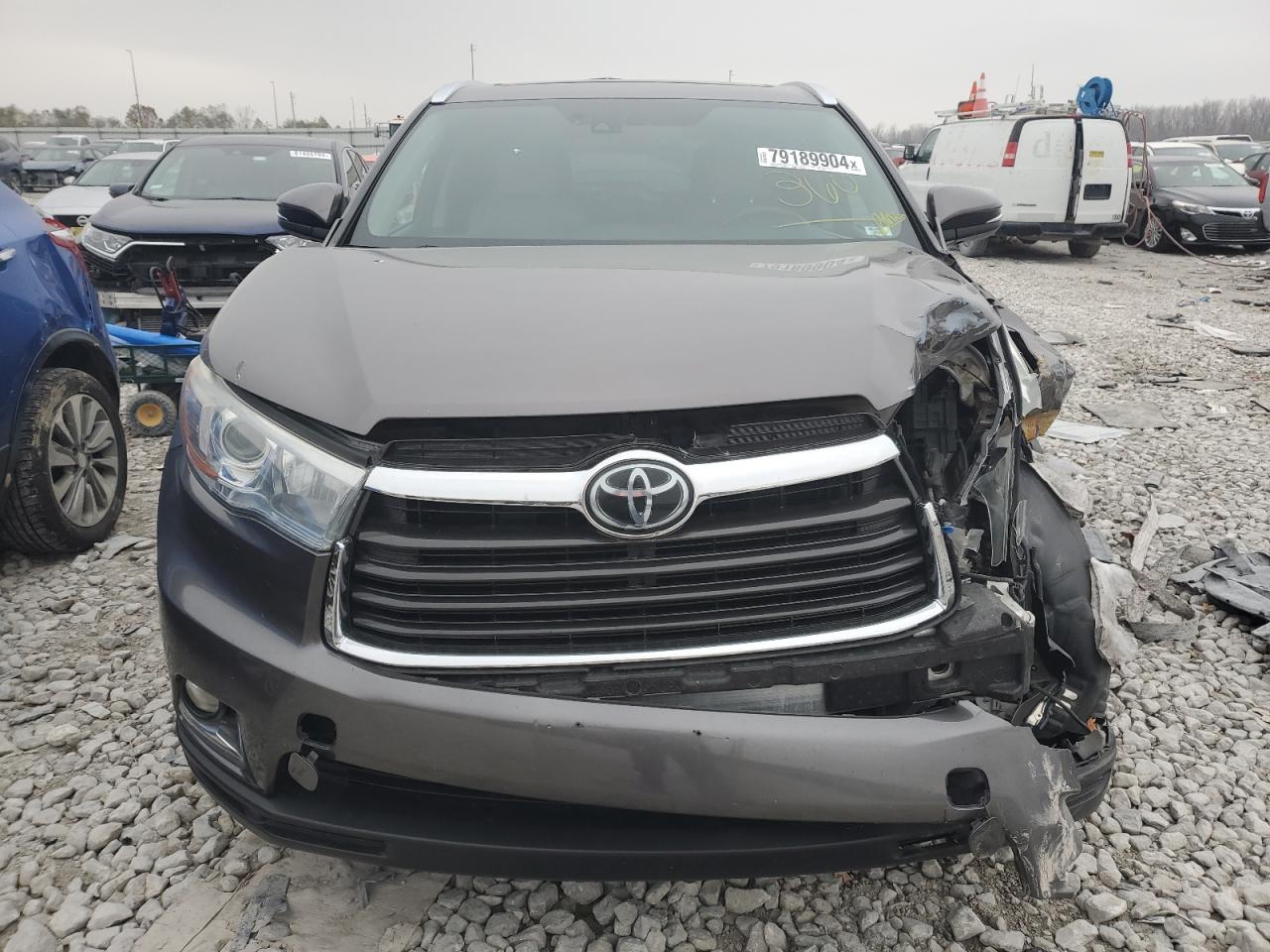 2016 Toyota Highlander - Image 5