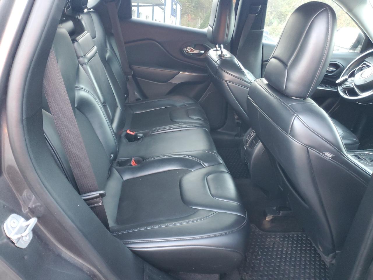 2019 Jeep Grand Cherokee - Image 11