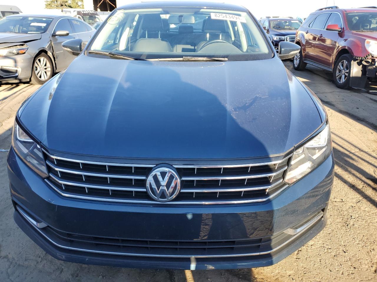 2018 Volkswagen Passat - Image 5