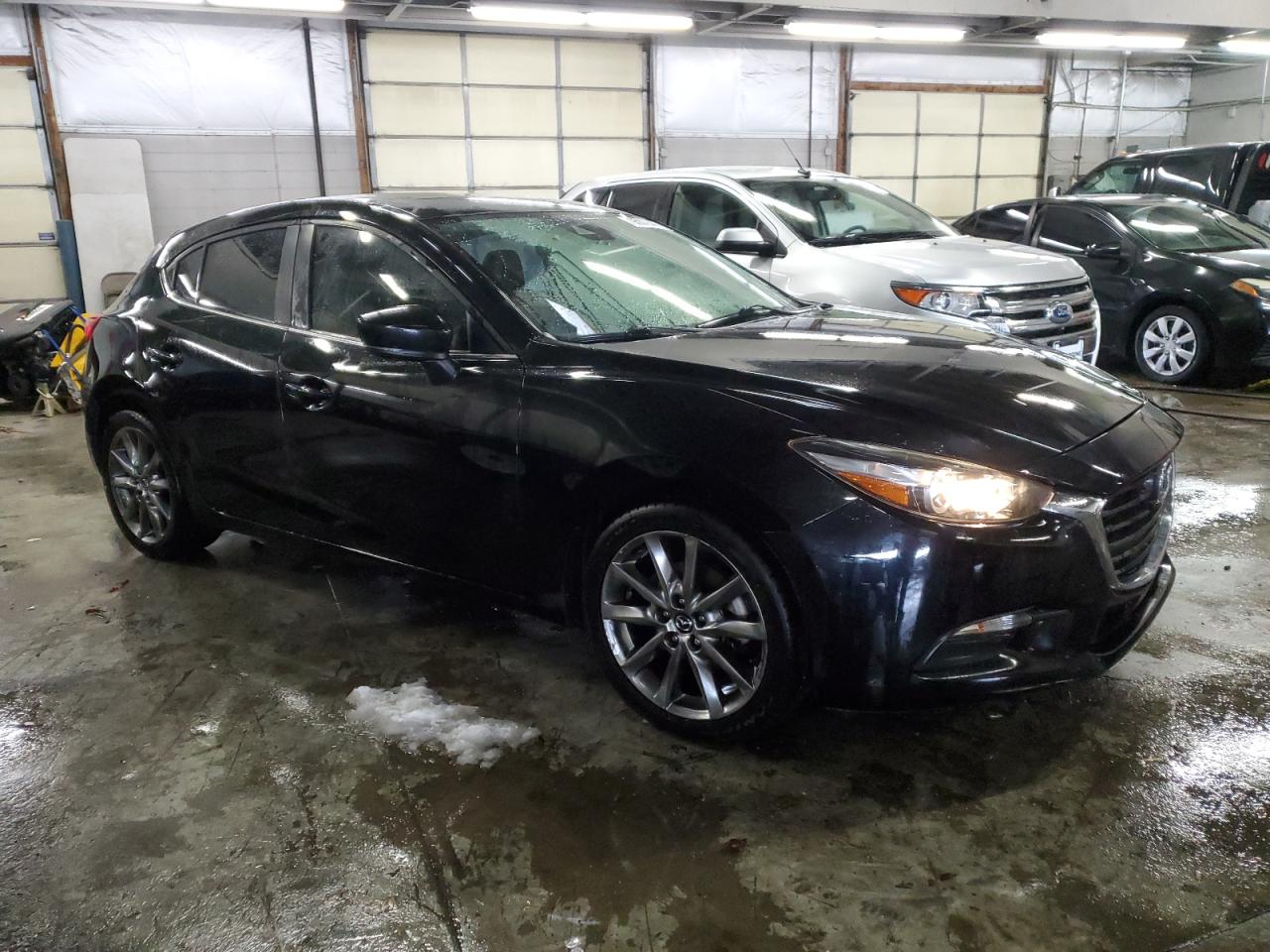 2018 Mazda 3 - Image 4