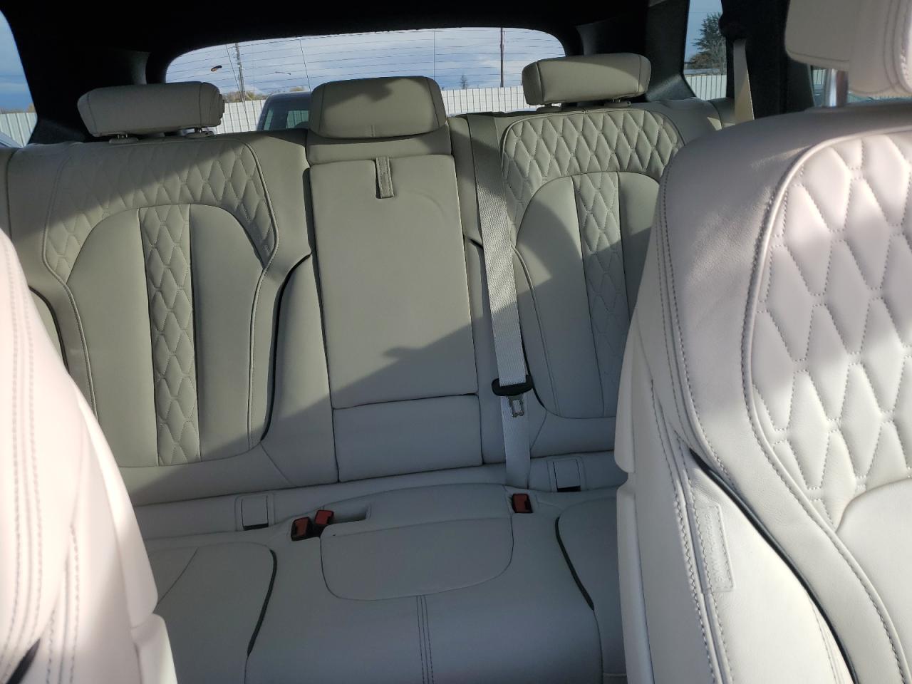 2024 BMW X5 - Image 10