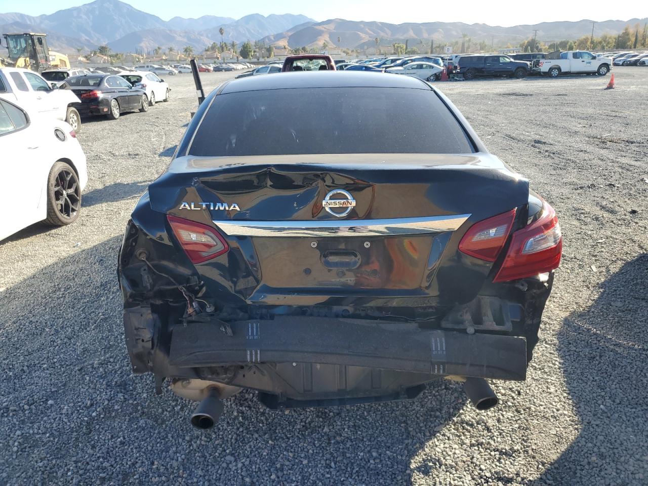 2018 Nissan Altima - Image 6