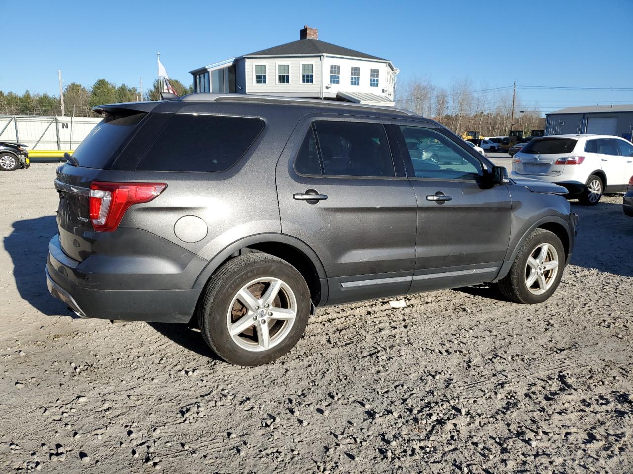 VIN 1FM5K8D81GGB77006 2016 FORD EXPLORER no.3