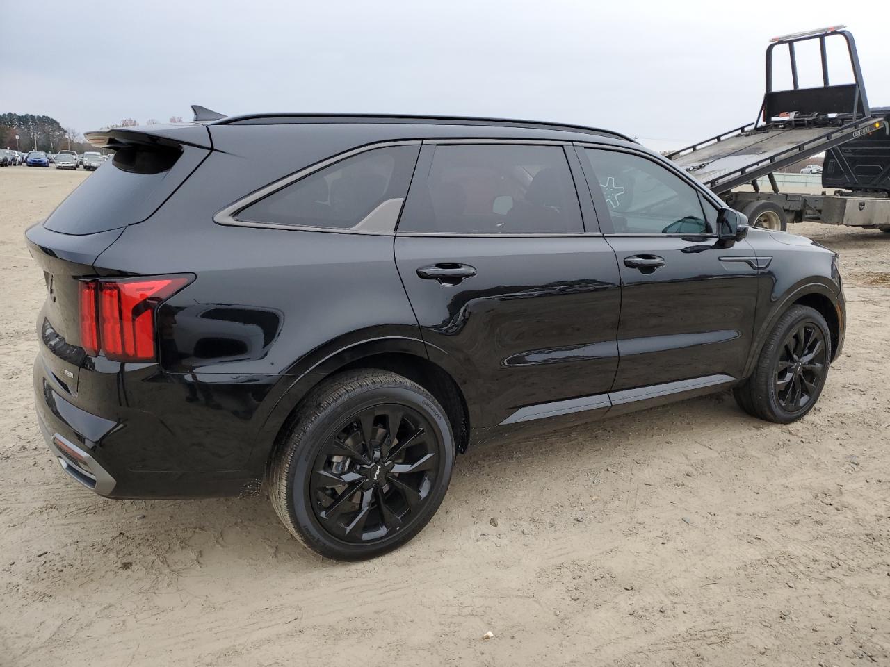 2023 Kia Sorento - Image 3