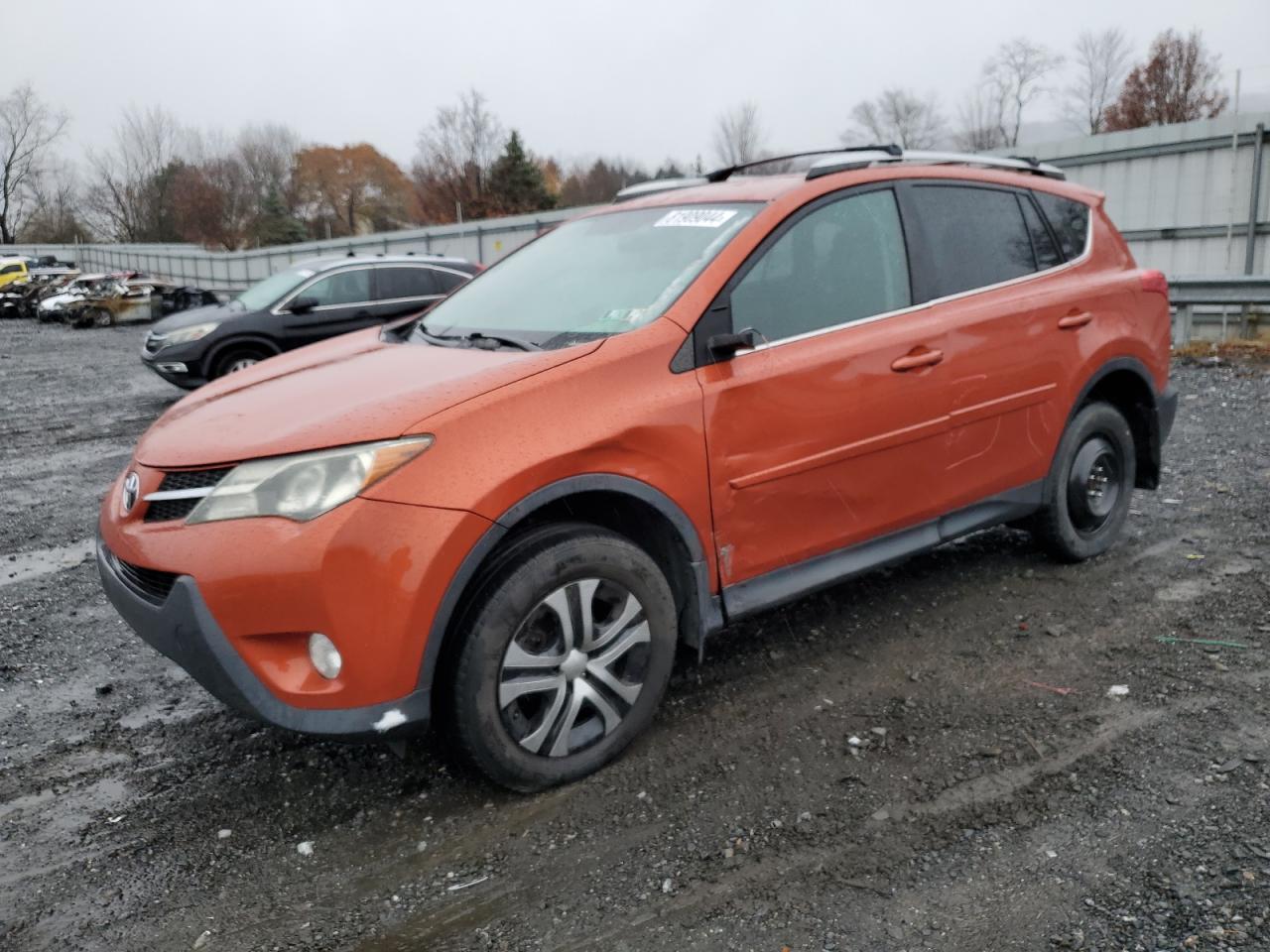 VIN 2T3ZFREV2FW130817 2015 TOYOTA RAV4 no.1