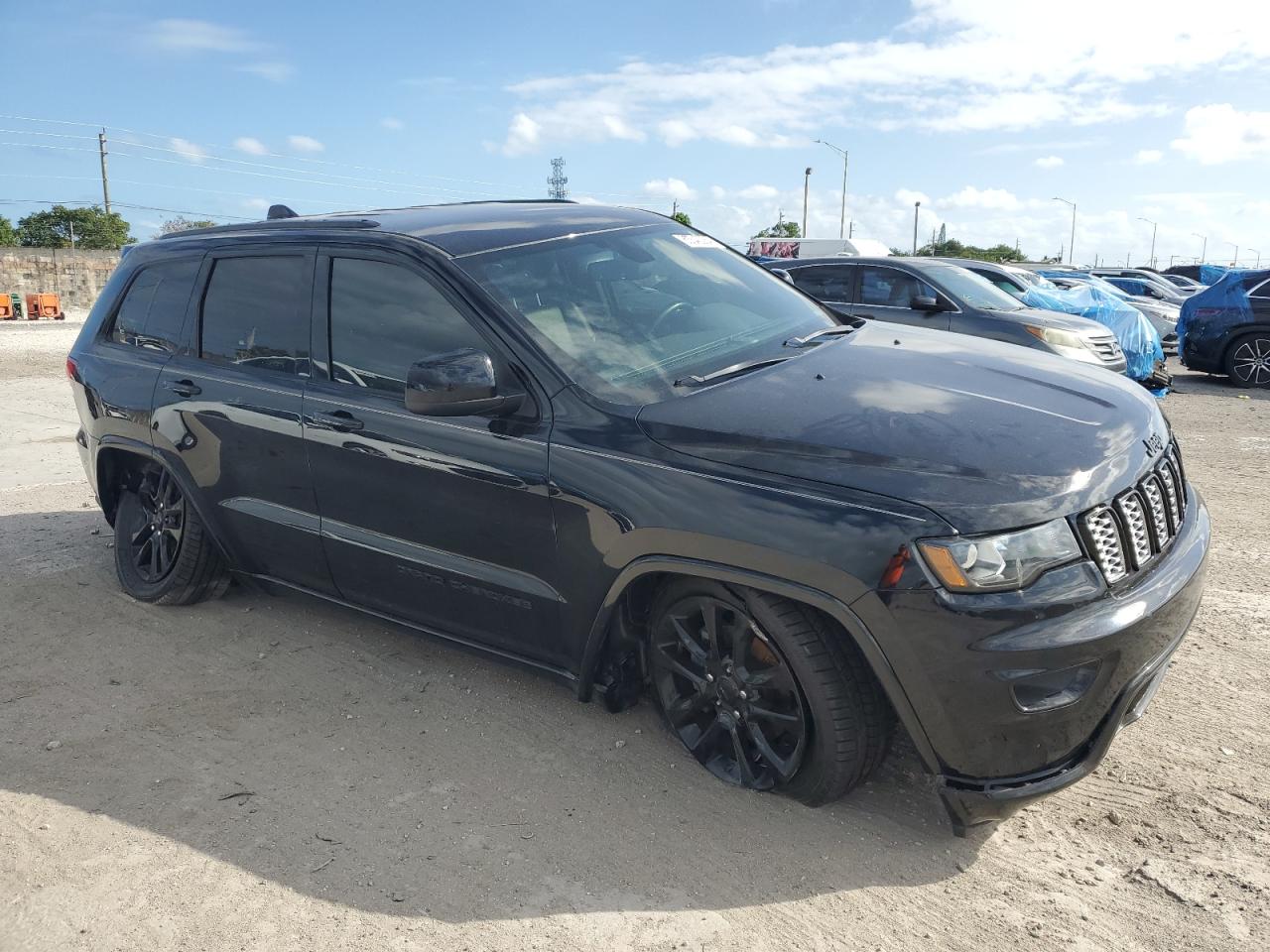 2020 Jeep Grand Cherokee - Image 4