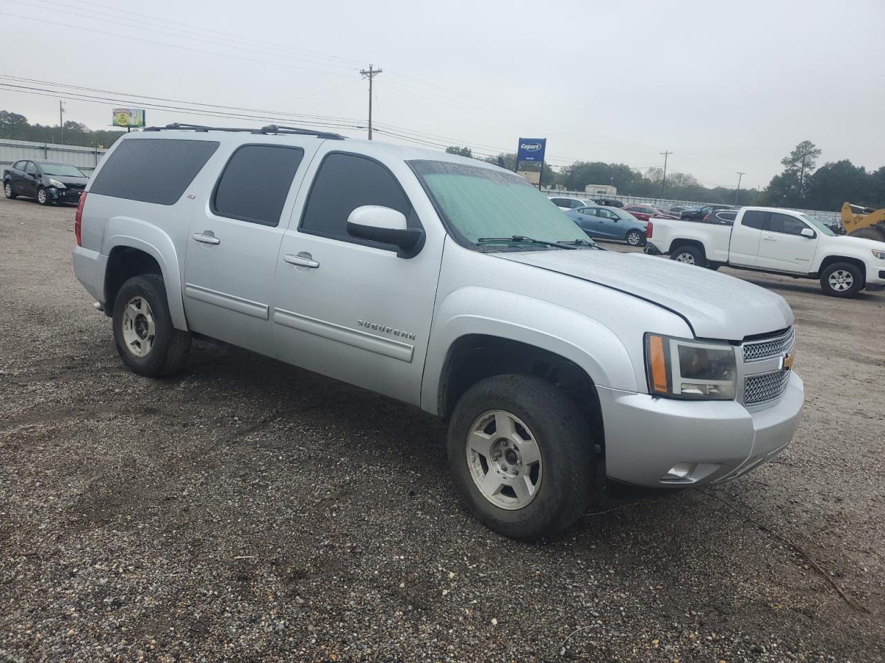 2012 Chevrolet Suburban - Image 4