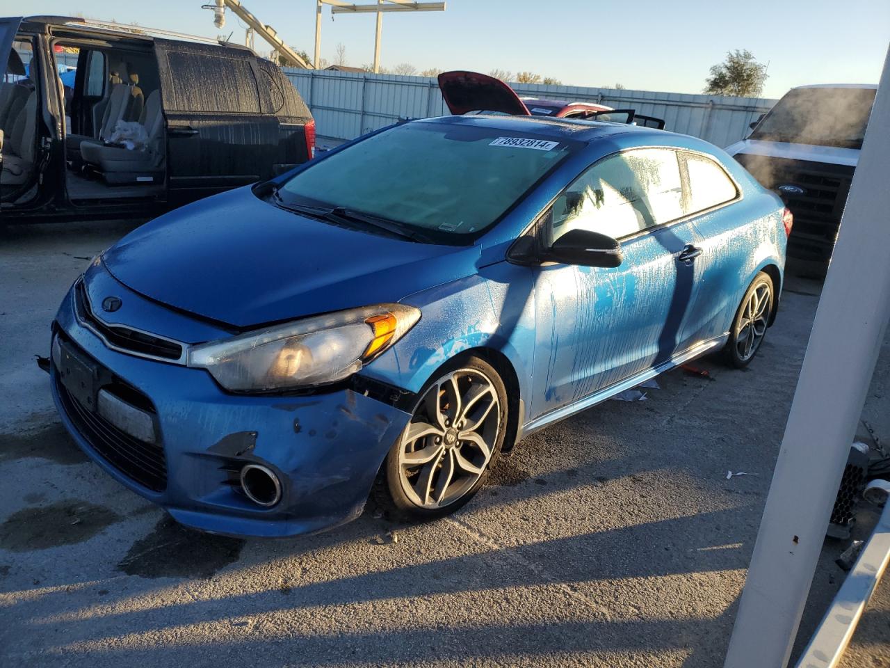 VIN KNAFZ6A37E5230945 2014 KIA FORTE no.1