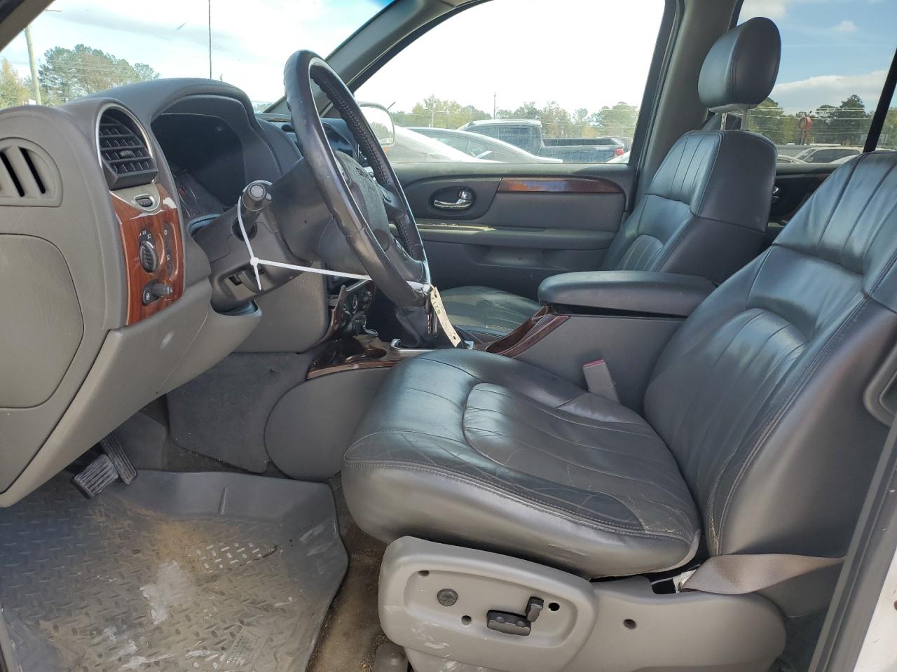 2003 GMC Envoy - Image 7