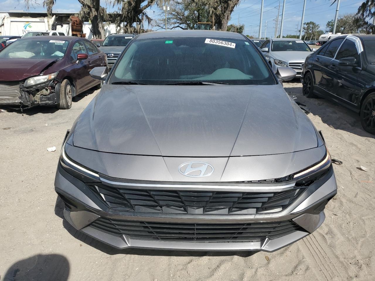 2024 Hyundai Elantra - Image 5