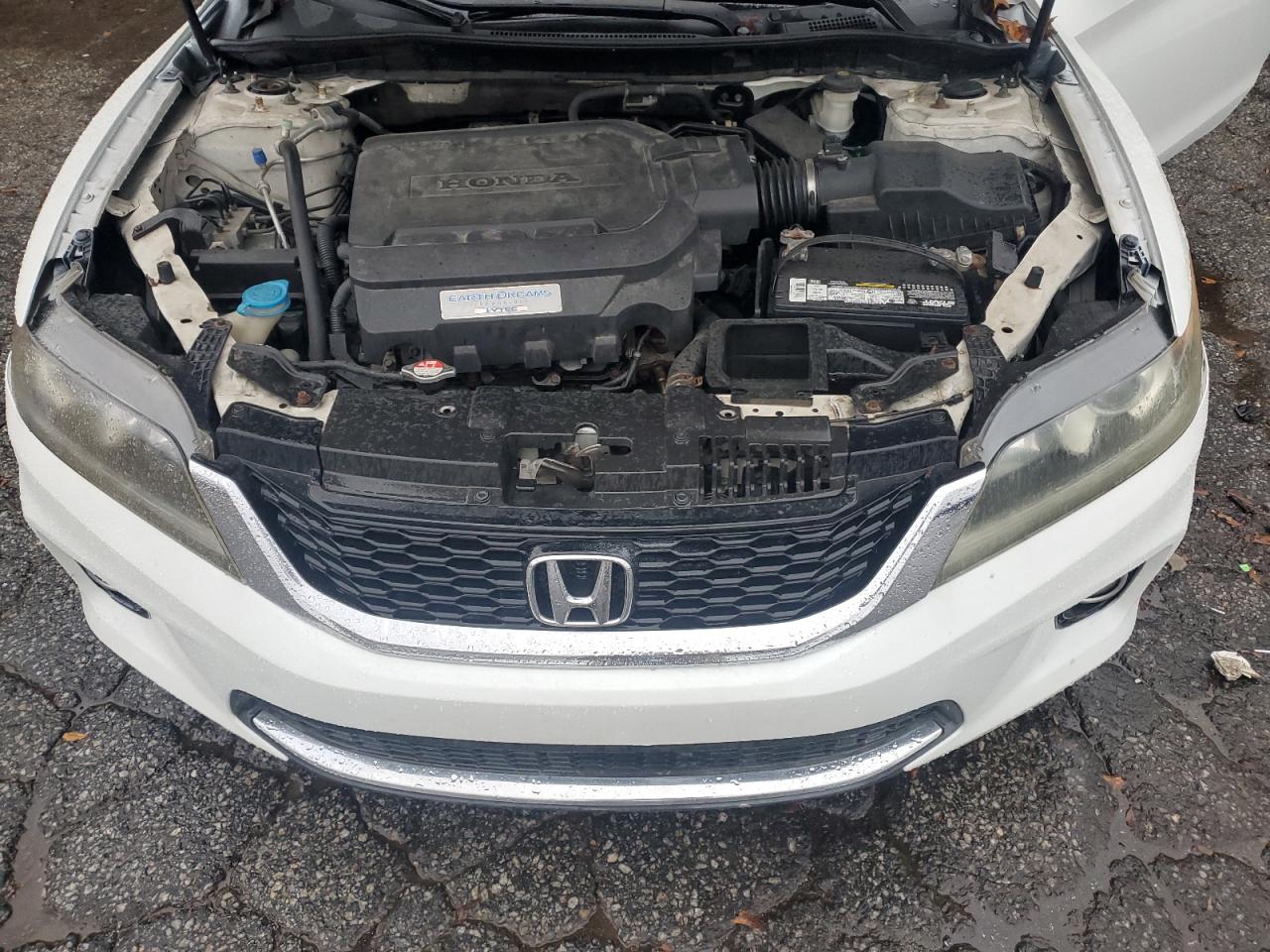 2015 Honda Accord - Image 11