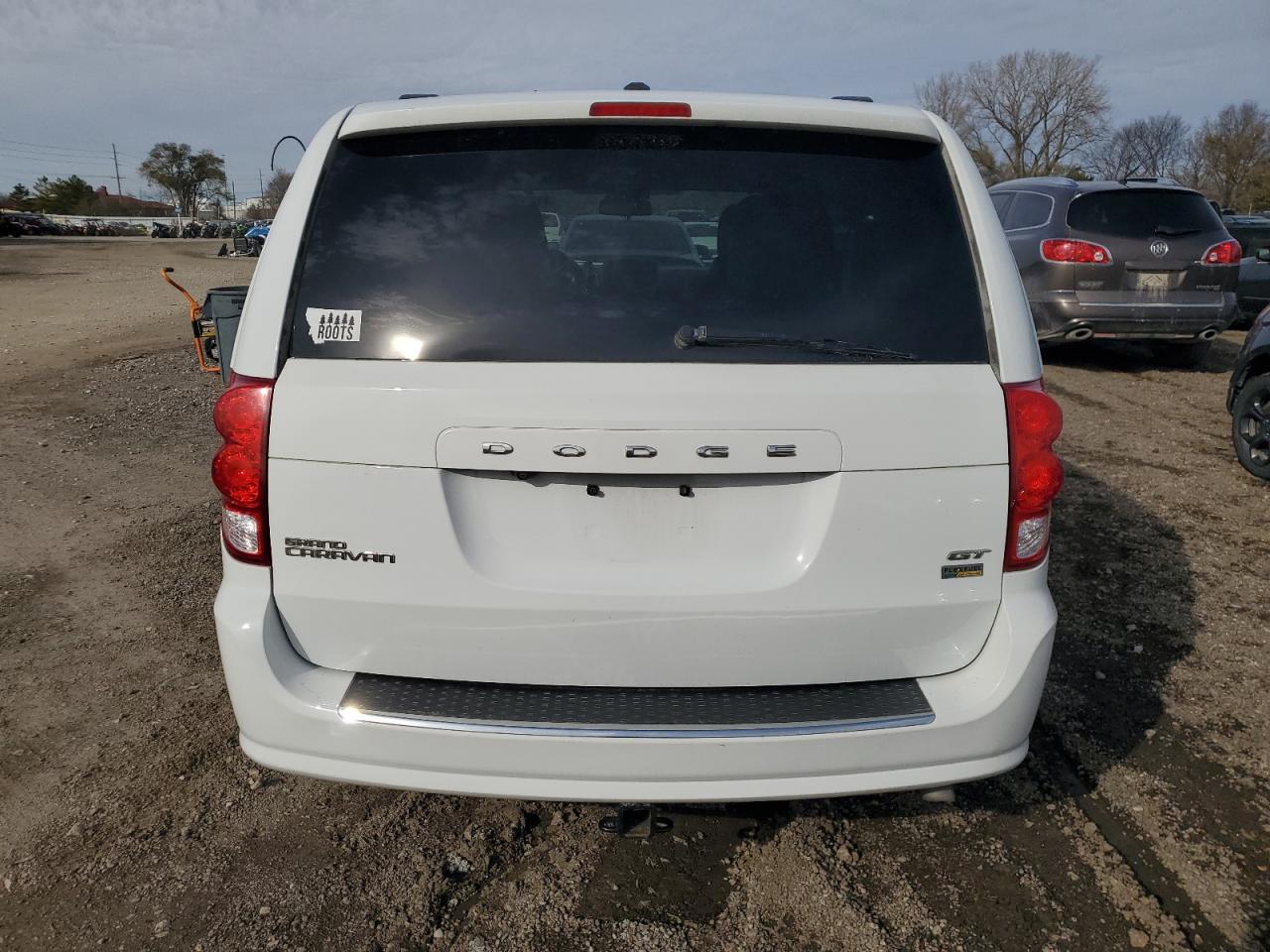 2019 Dodge Caravan - Image 6