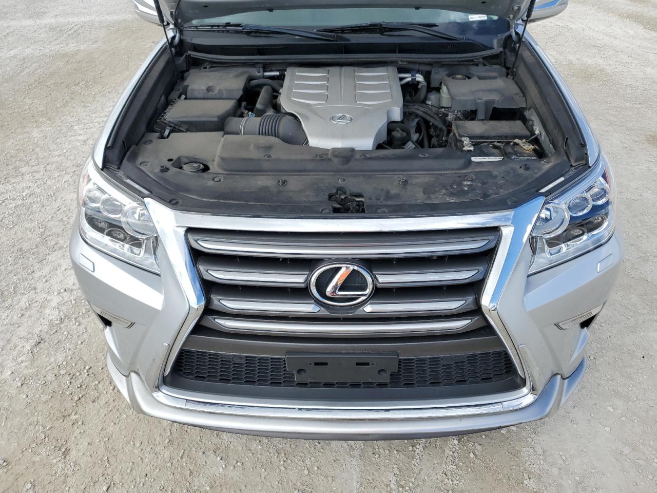 2018 Lexus GX - Image 8