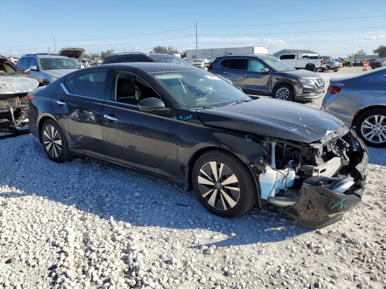 2019 Nissan Altima - Image 4