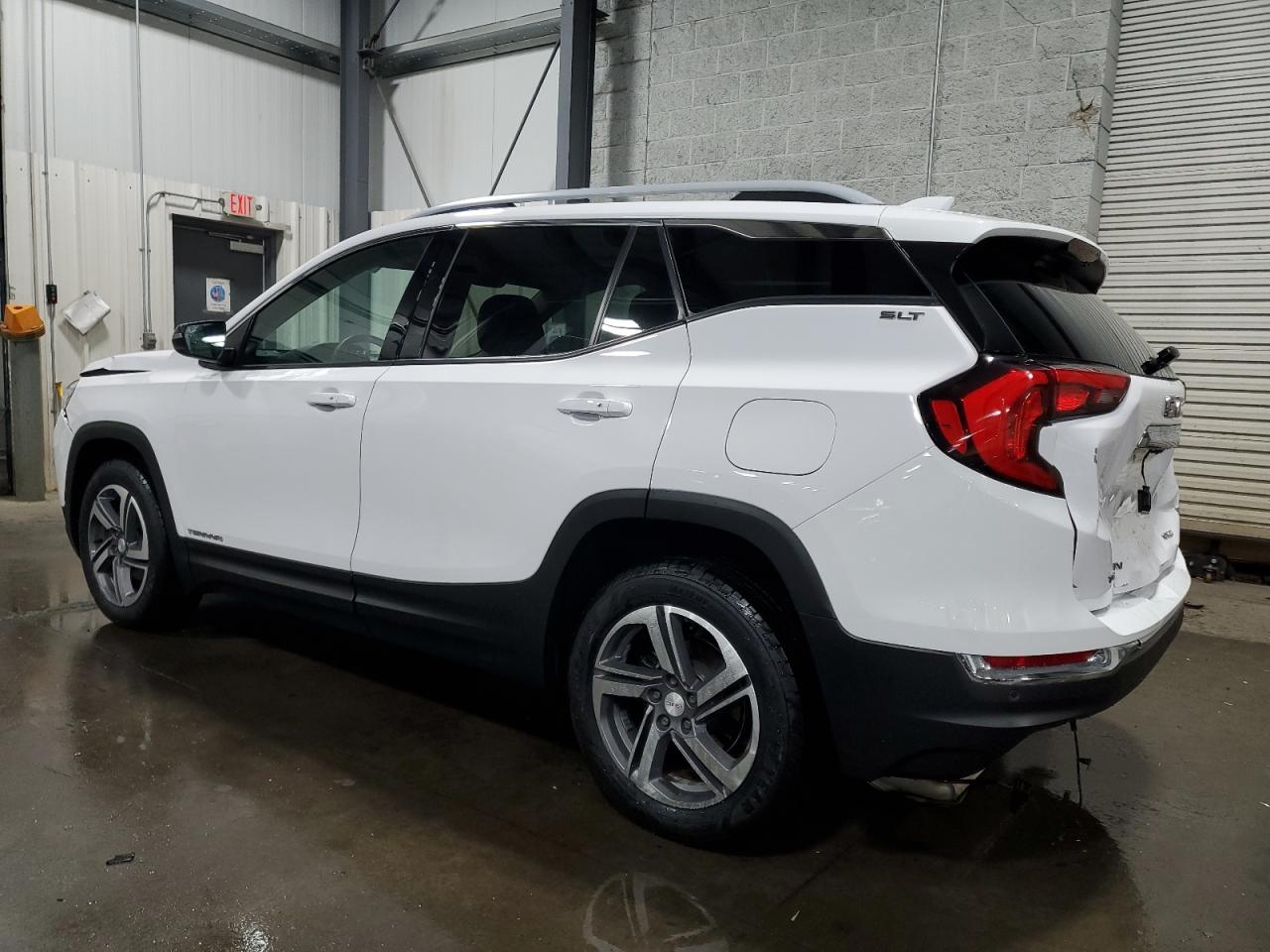 2021 GMC Terrain - Image 2
