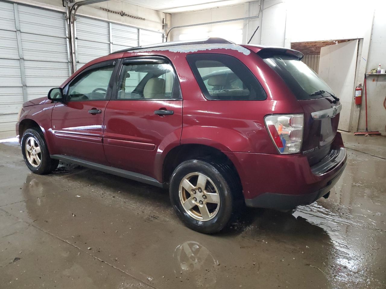 2008 Chevrolet Equinox - Image 2