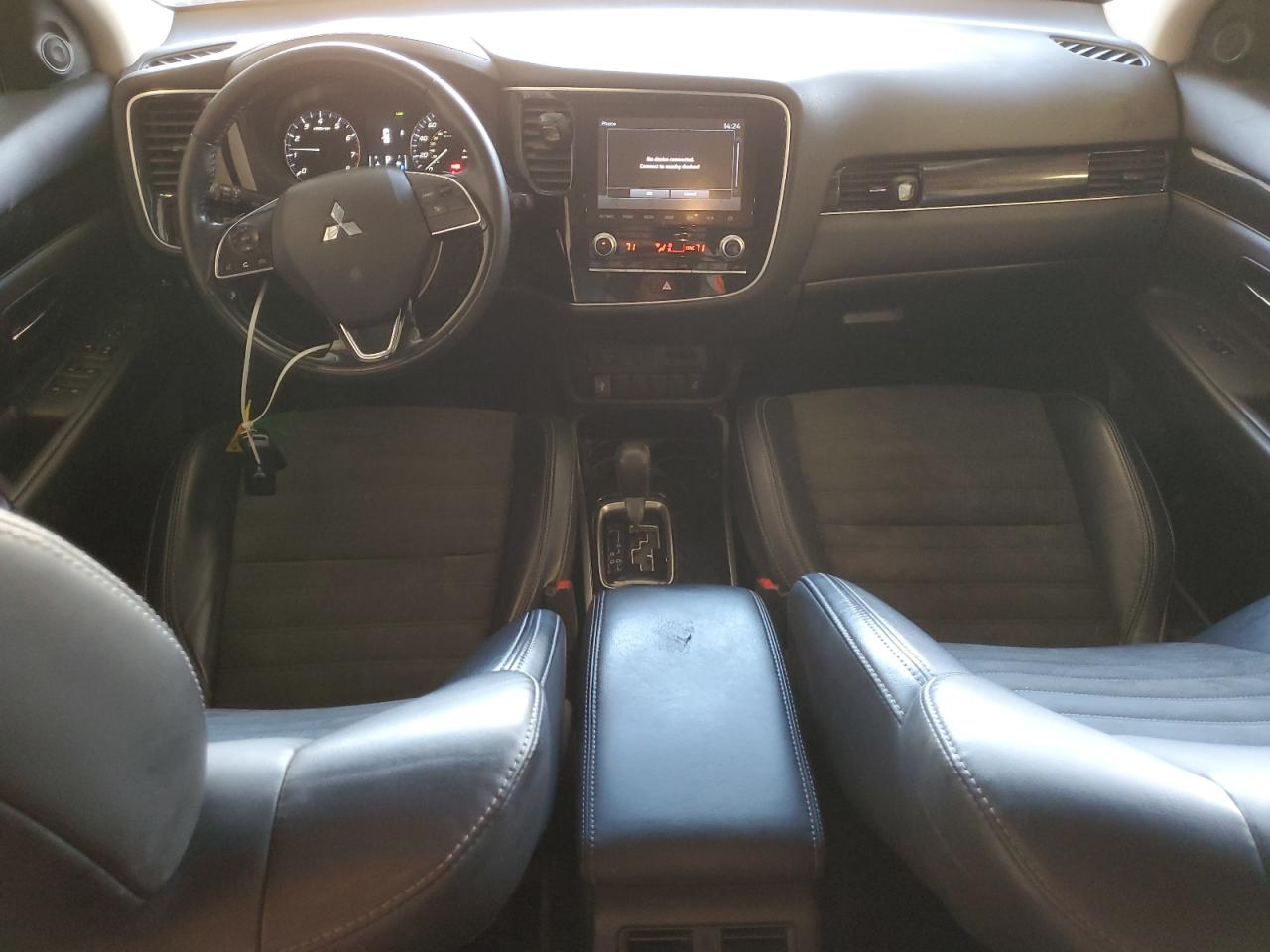 2020 Mitsubishi Outlander - Image 8