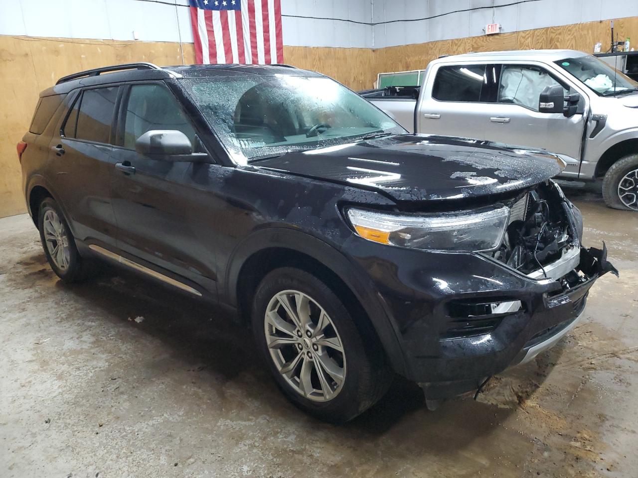 2020 Ford Explorer - Image 4