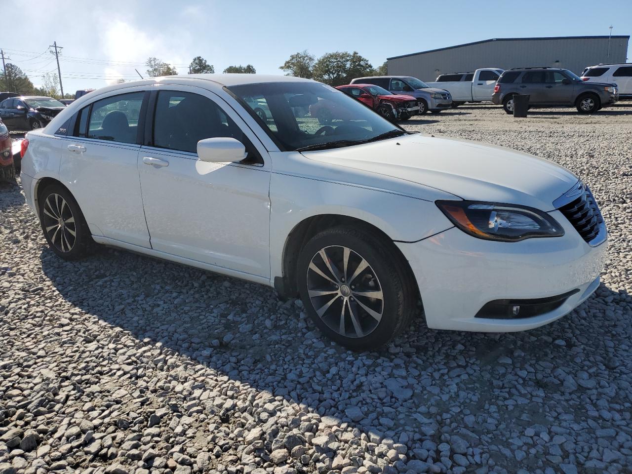 2013 Chrysler 200 - Image 4
