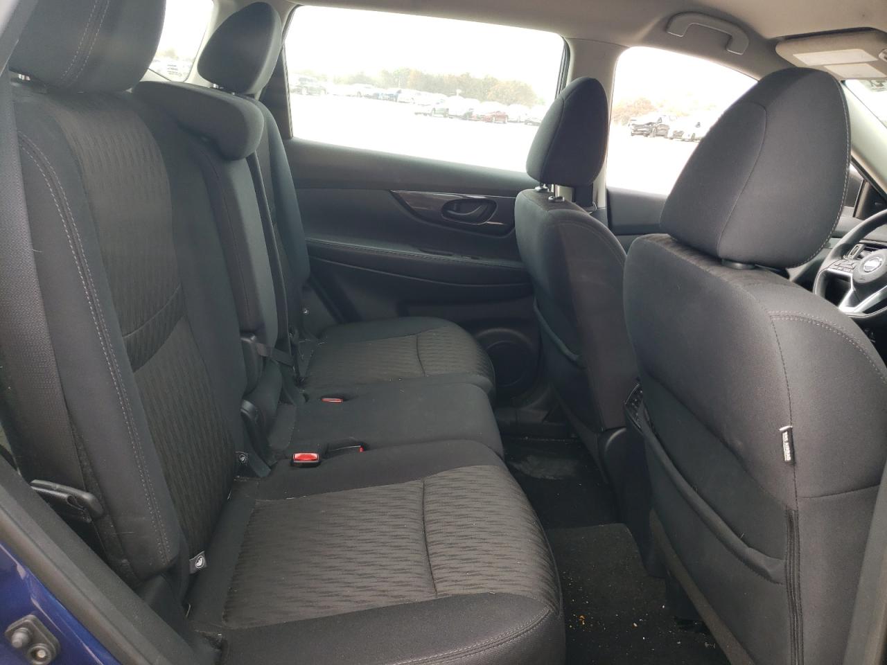 2019 Nissan Rogue - Image 11