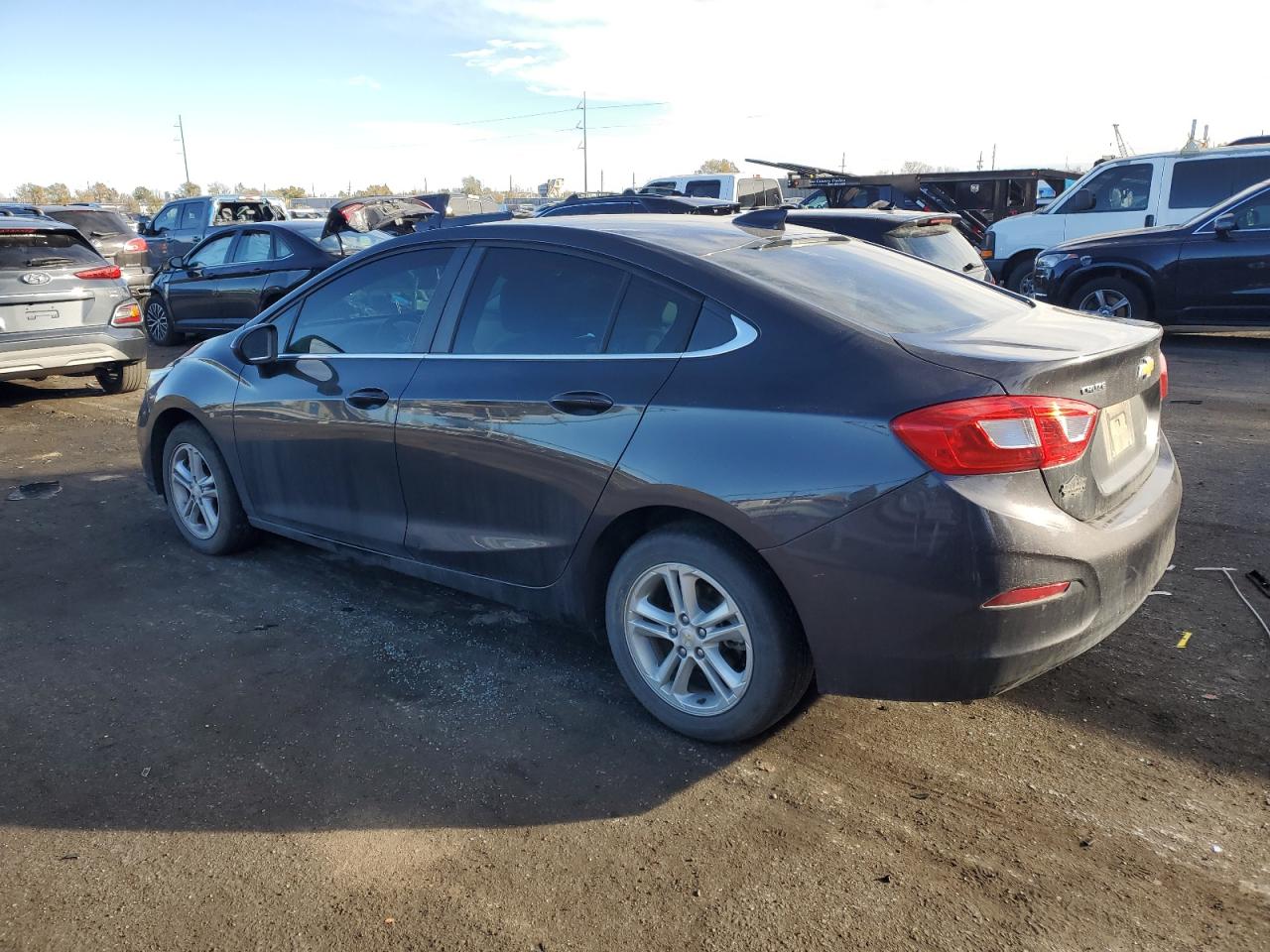 2016 Chevrolet Cruze - Image 2