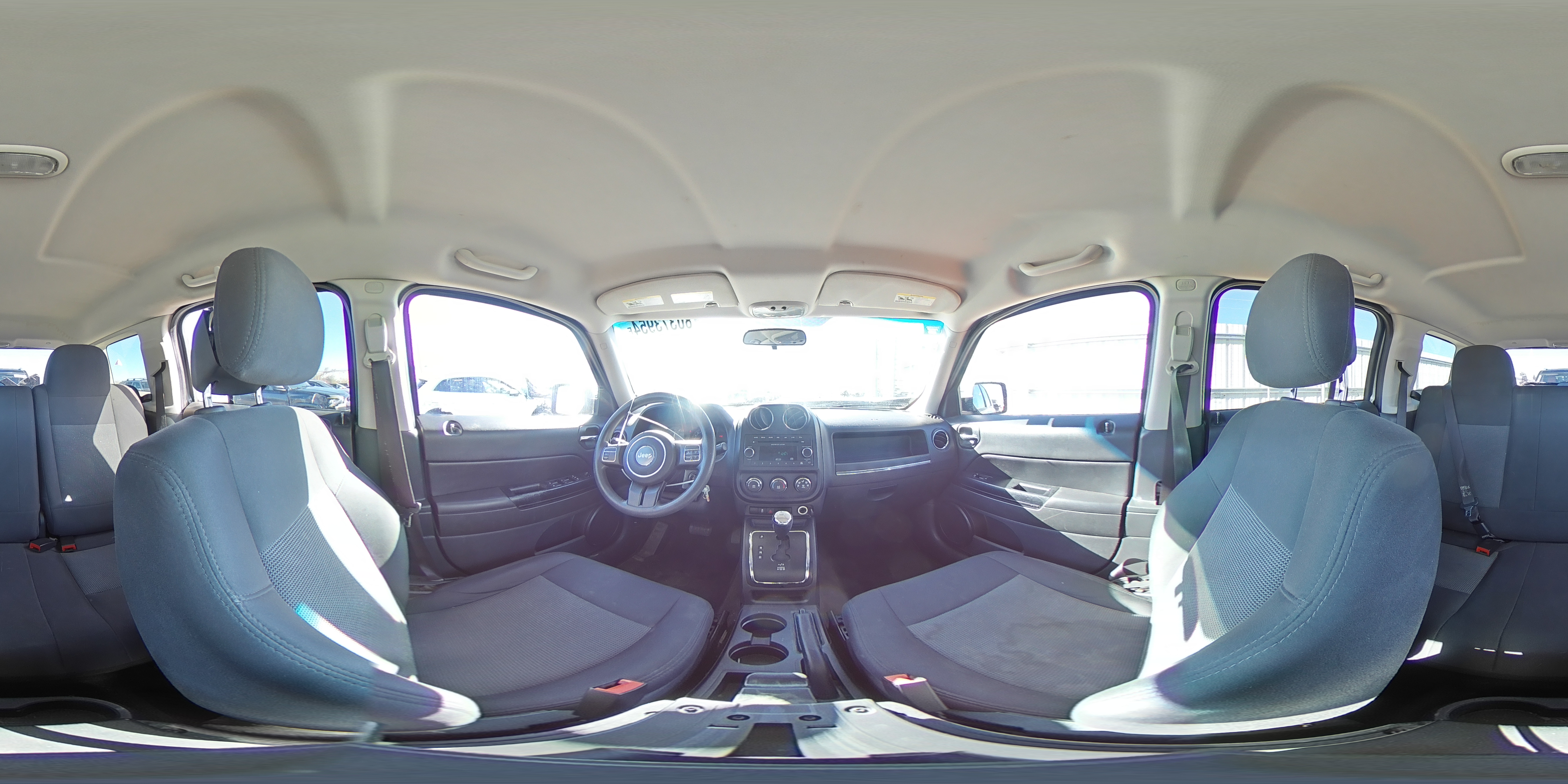 2014 Jeep Liberty (Patriot) - Image 15