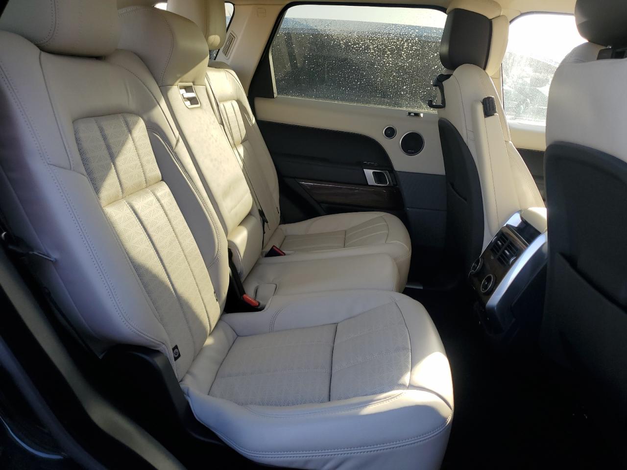 2021 Land Rover Range Rover - Image 11