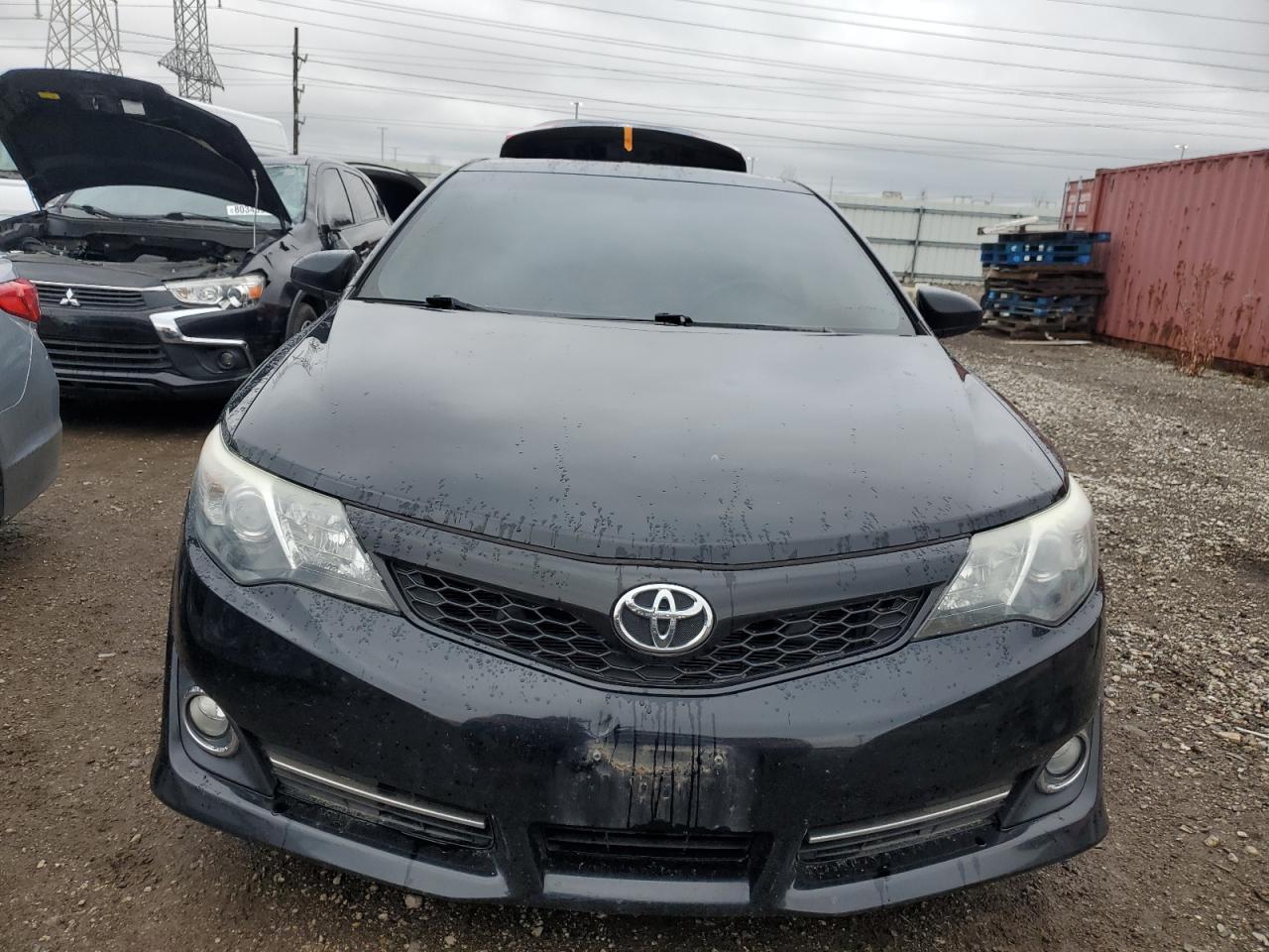 VIN 4T1BF1FK4EU472414 2014 TOYOTA CAMRY no.5