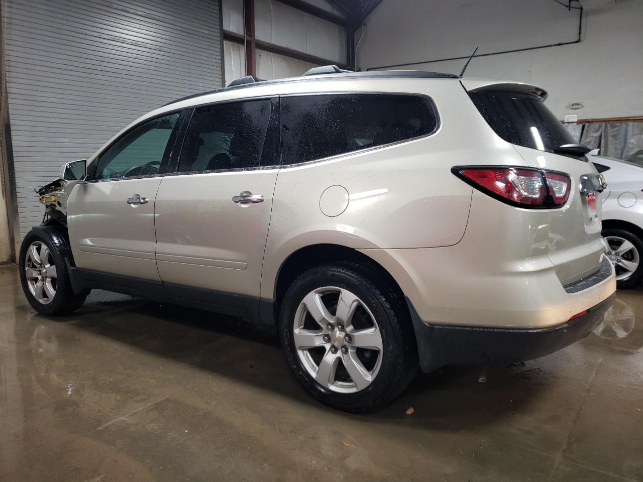 VIN 1GNKRGKD3GJ202995 2016 CHEVROLET TRAVERSE no.2