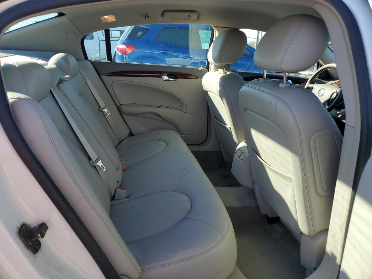 2009 Buick Lucerne - Image 11