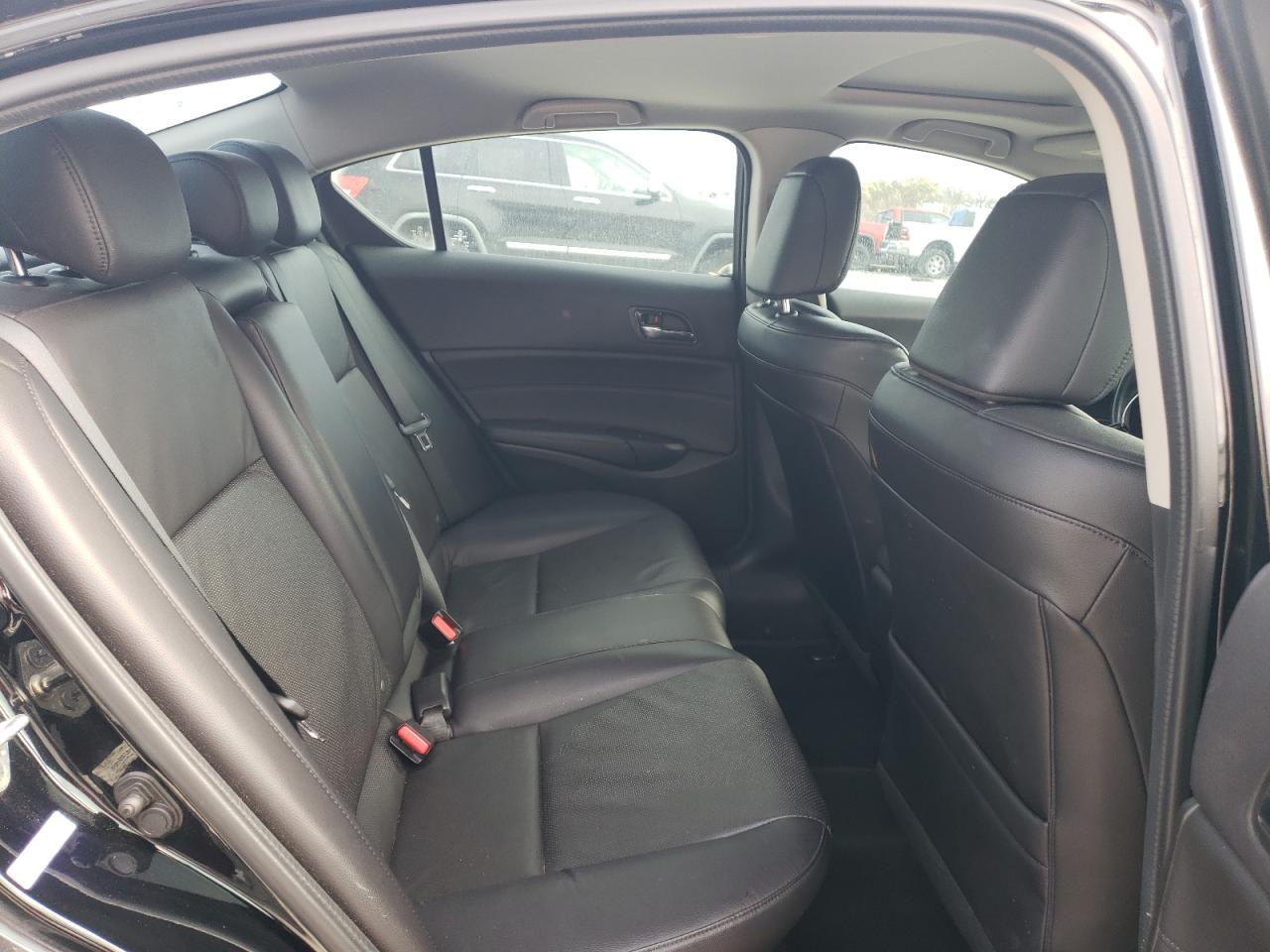 2014 Acura ILX - Image 11