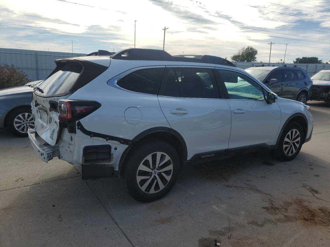 2020 Subaru Outback - Image 3