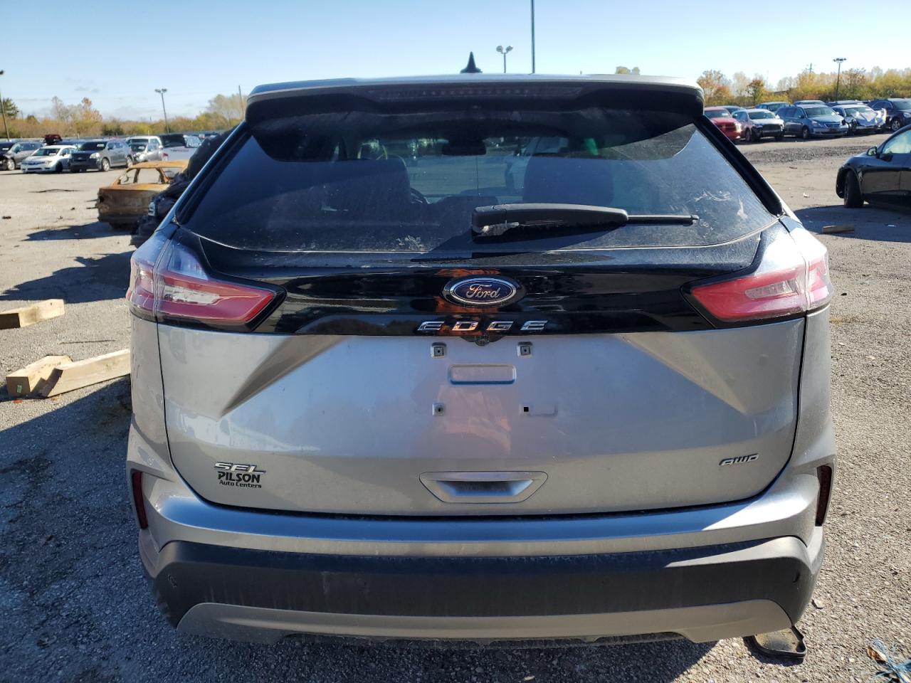 2022 Ford Edge - Image 6