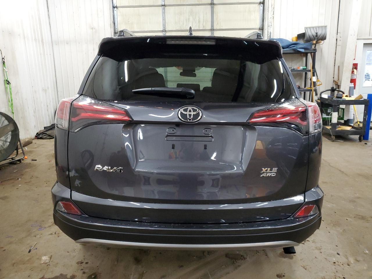 2018 Toyota Rav4 Adventure VIN: JTMRFREV4JD239091 Lot: 81555654