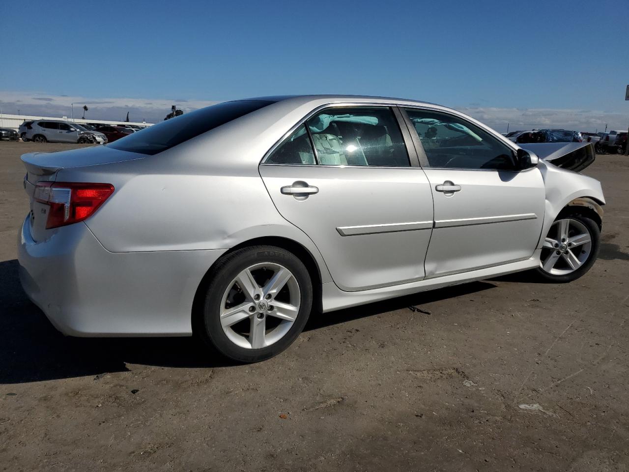 2014 Toyota Camry - Image 3