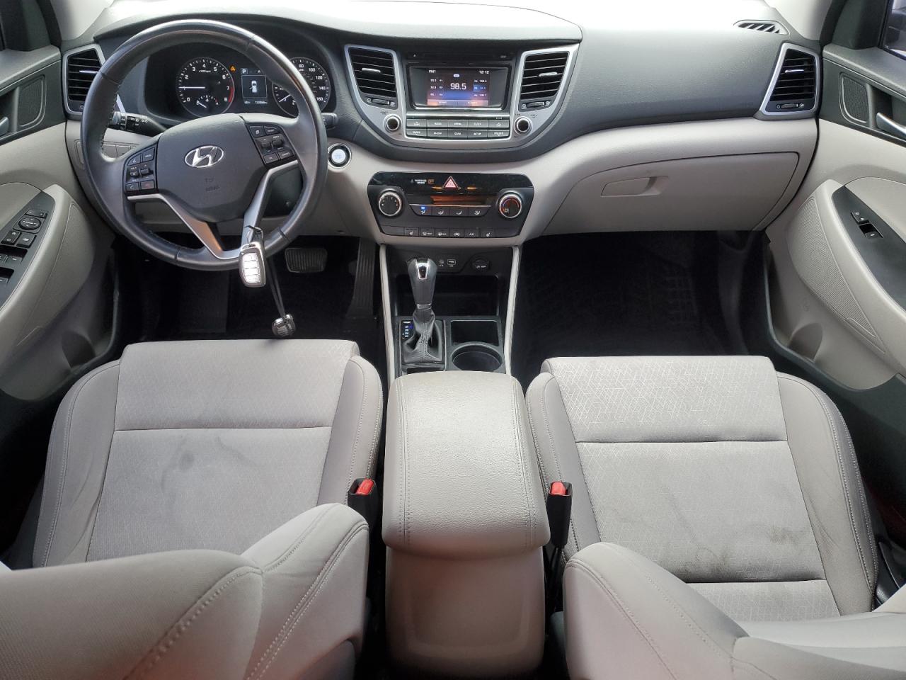 2016 Hyundai Tucson - Image 8