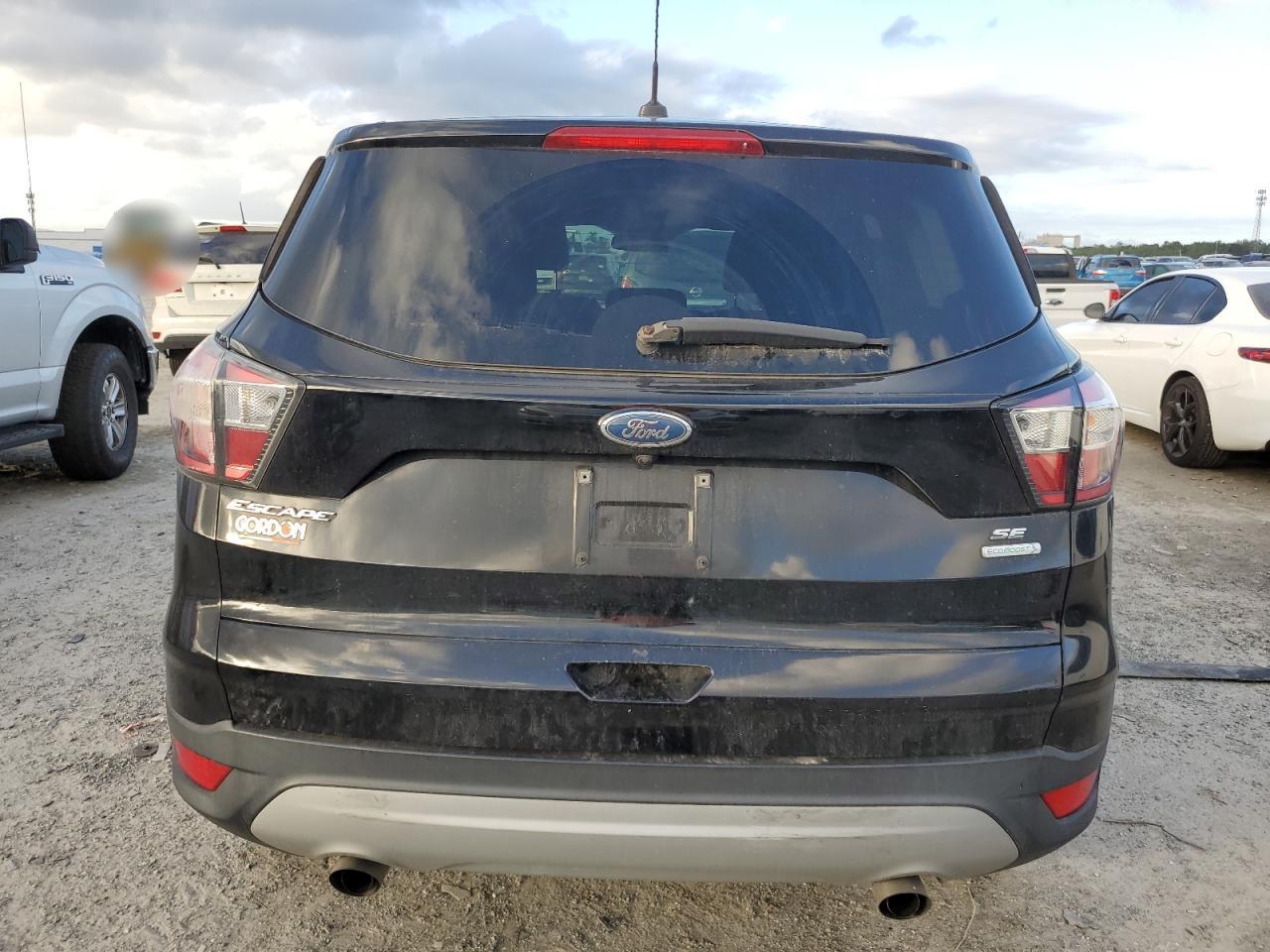 2017 Ford Escape Se VIN: 1FMCU0G92HUA28579 Lot: 79393384