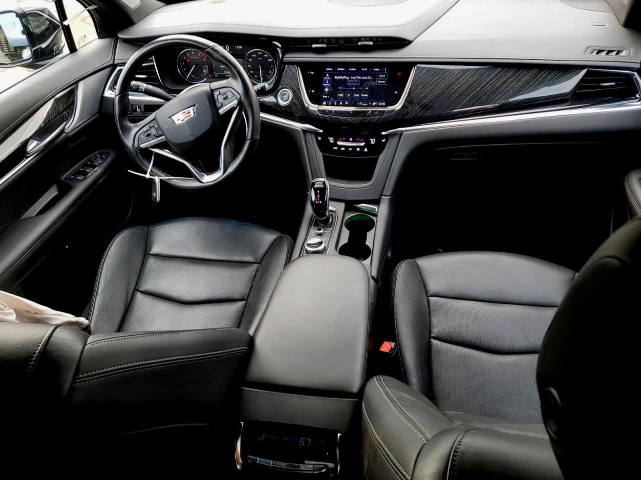 2021 Cadillac XT6 - Image 8