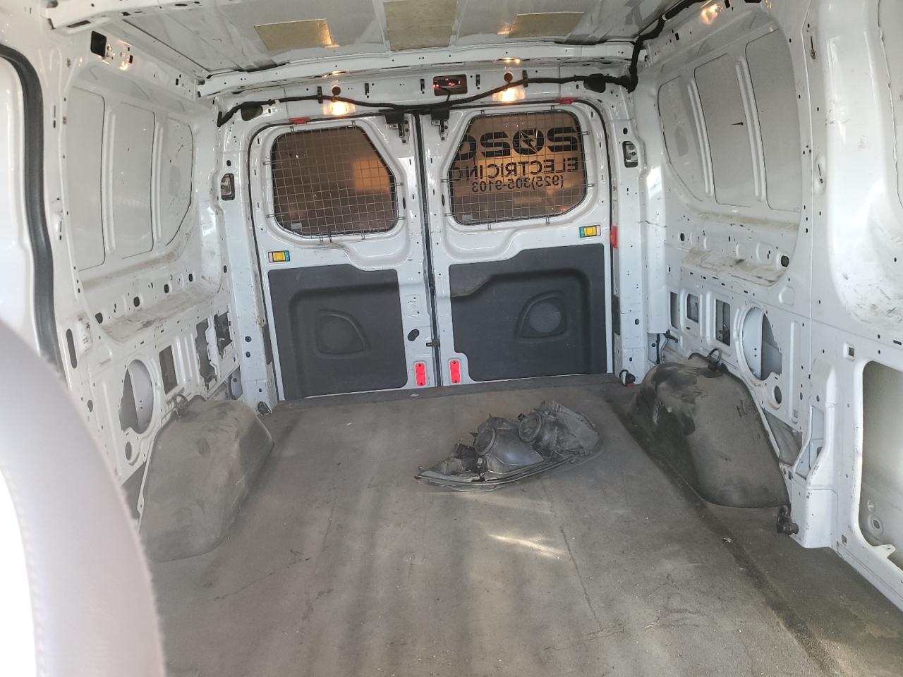 2015 Ford Transit - Image 10