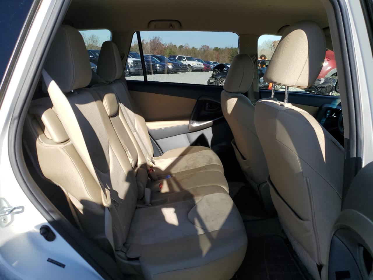 2012 Toyota RAV 4 - Image 11