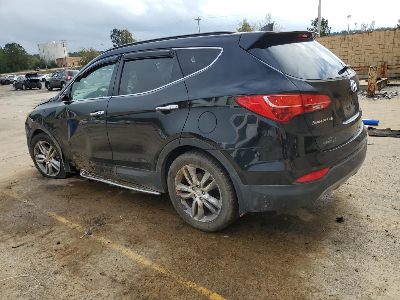 2013 Hyundai Santa Fe - Image 2