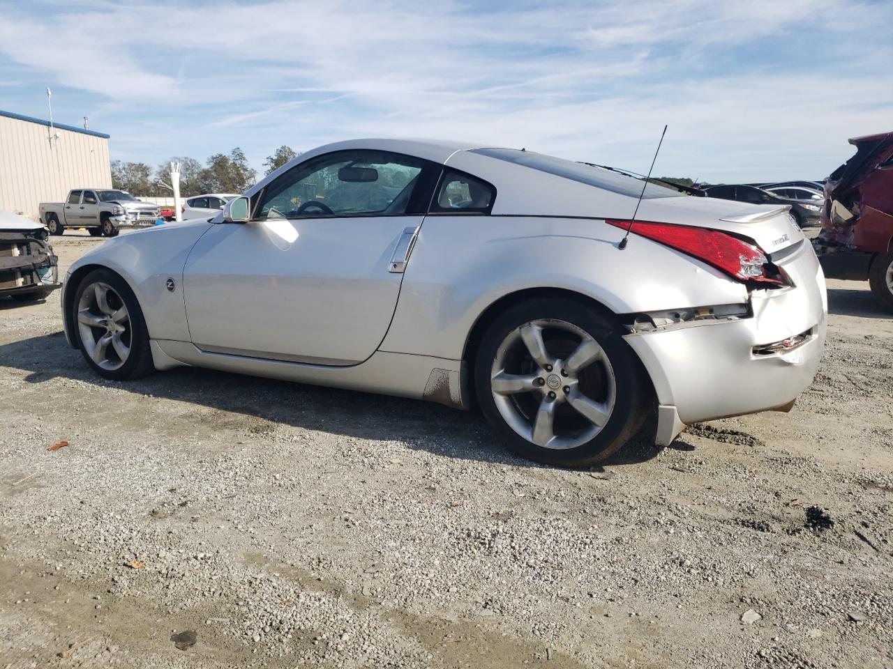 2006 Nissan 350Z - Image 2