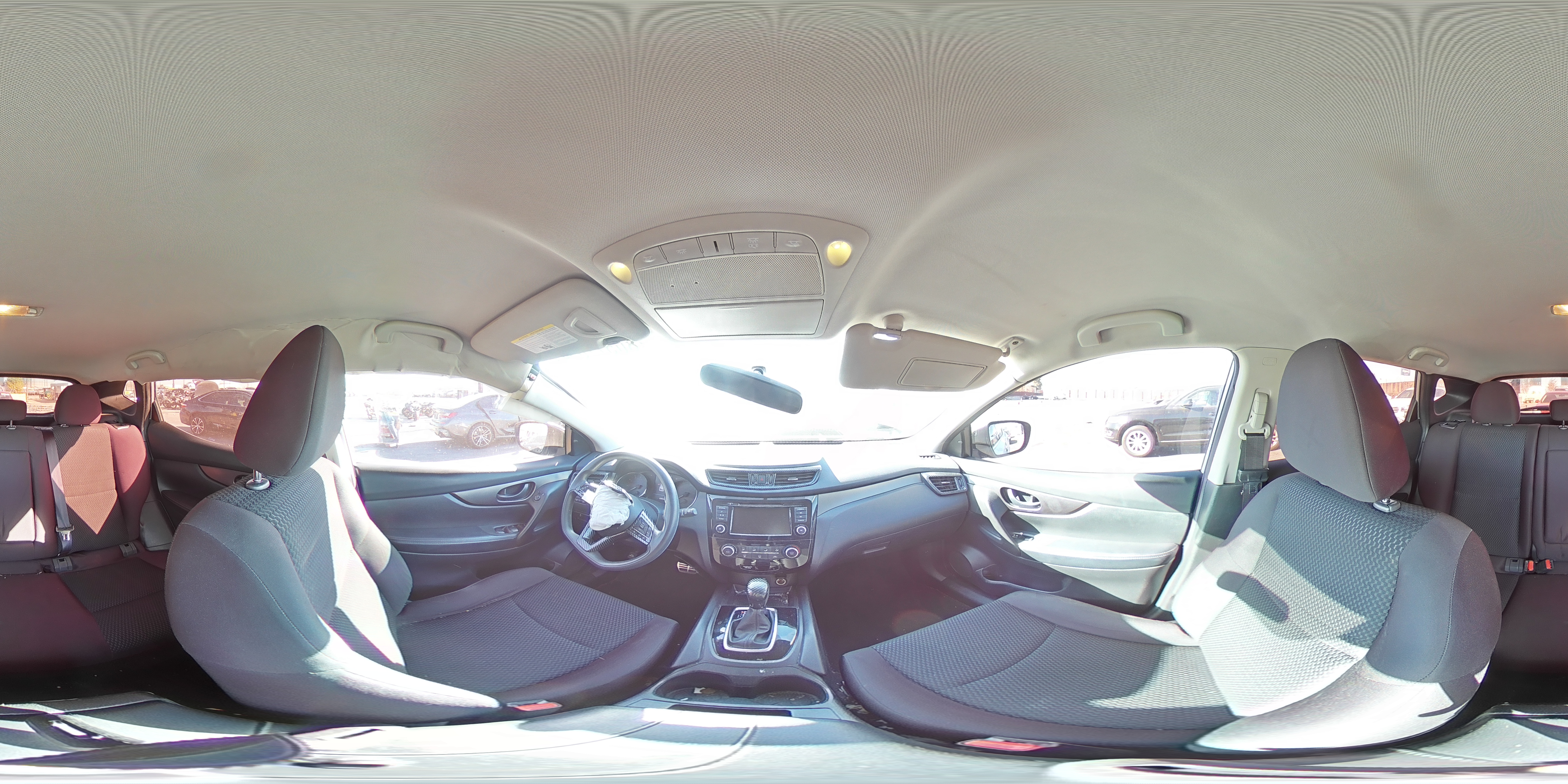 2019 Nissan Rogue - Image 14