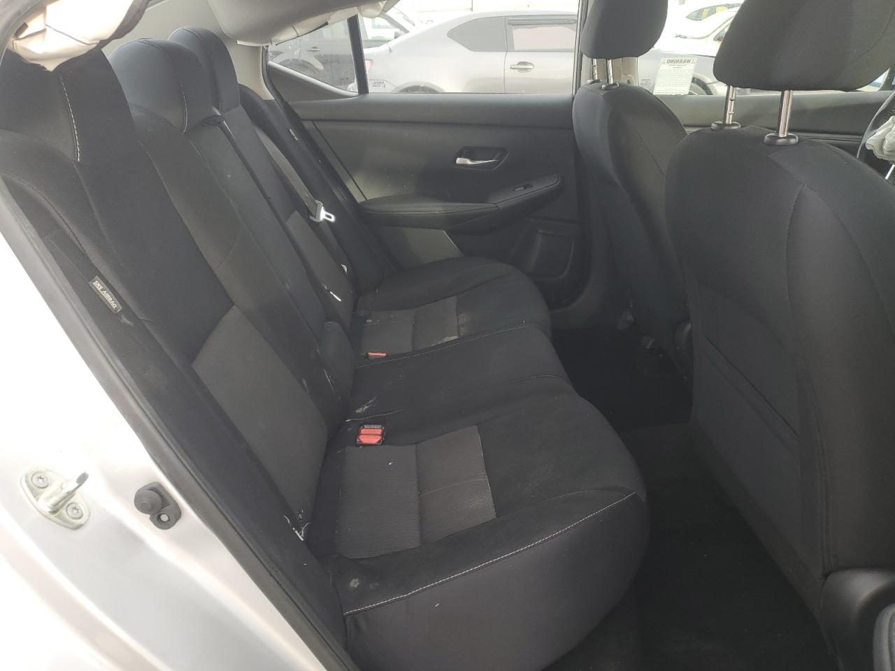 2021 Nissan Sentra - Image 10