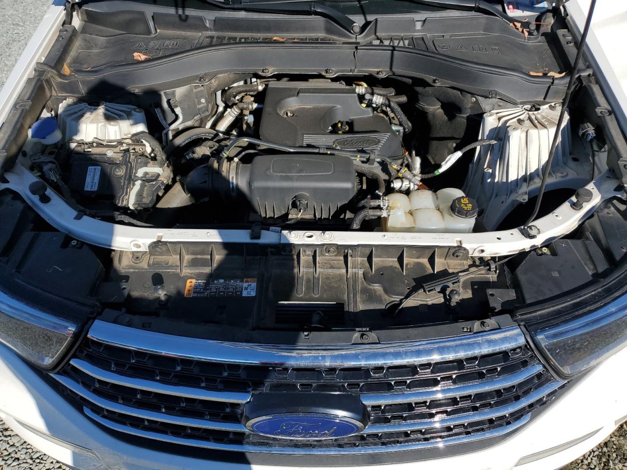 2020 Ford Explorer - Image 12