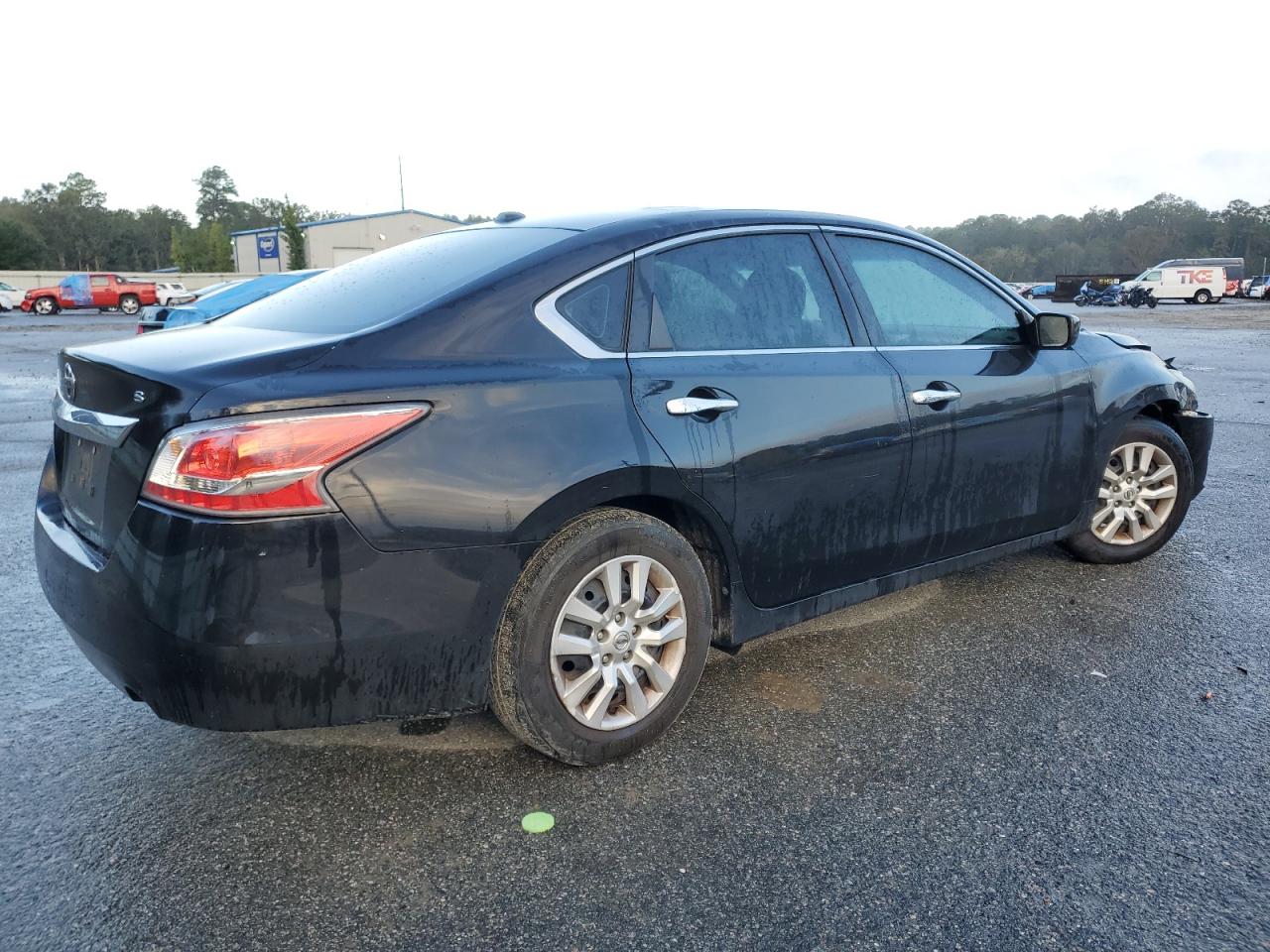 2015 Nissan Altima - Image 3
